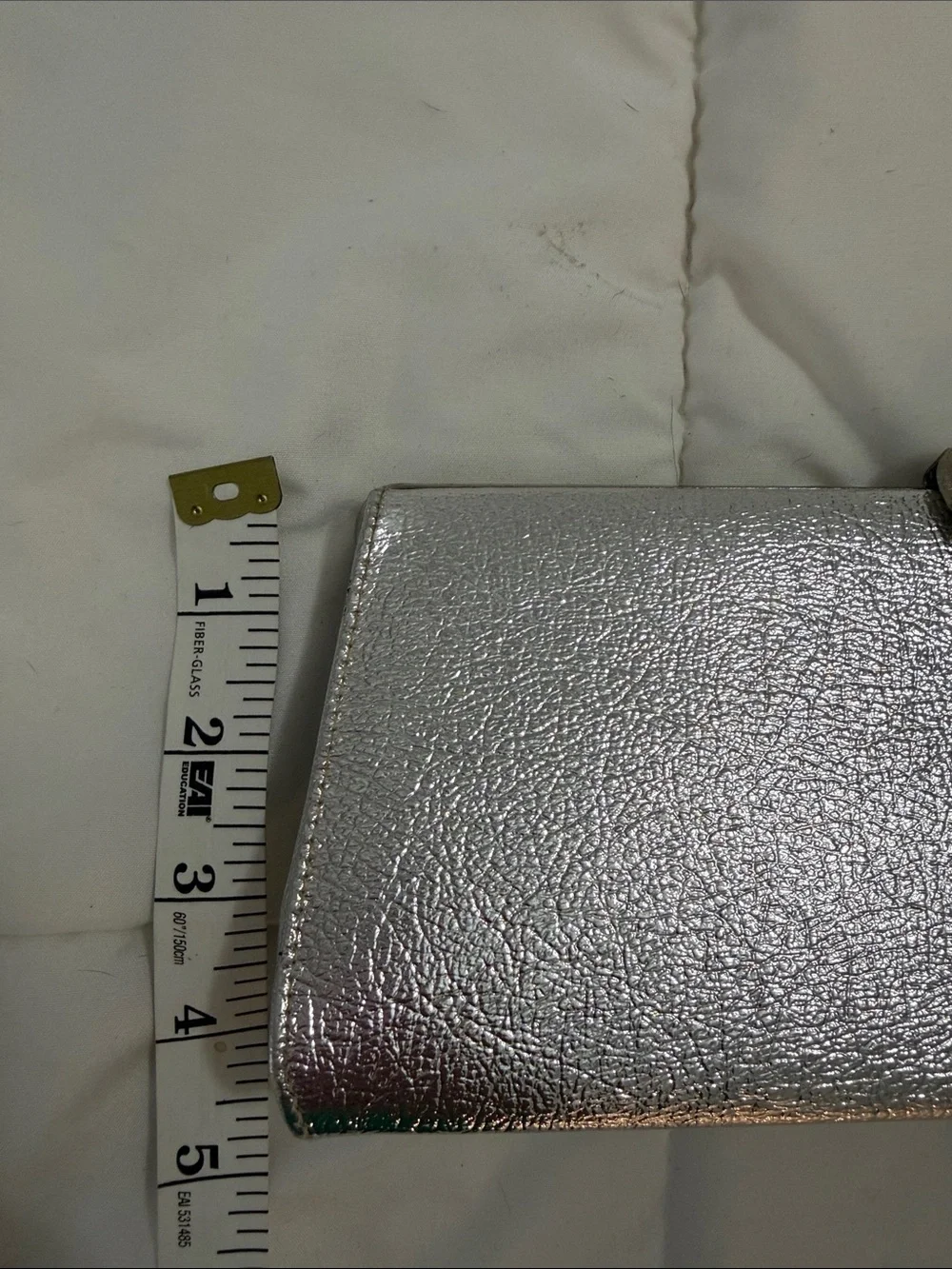 Metallic Silver vintage Evening Clutch purse circular clasp